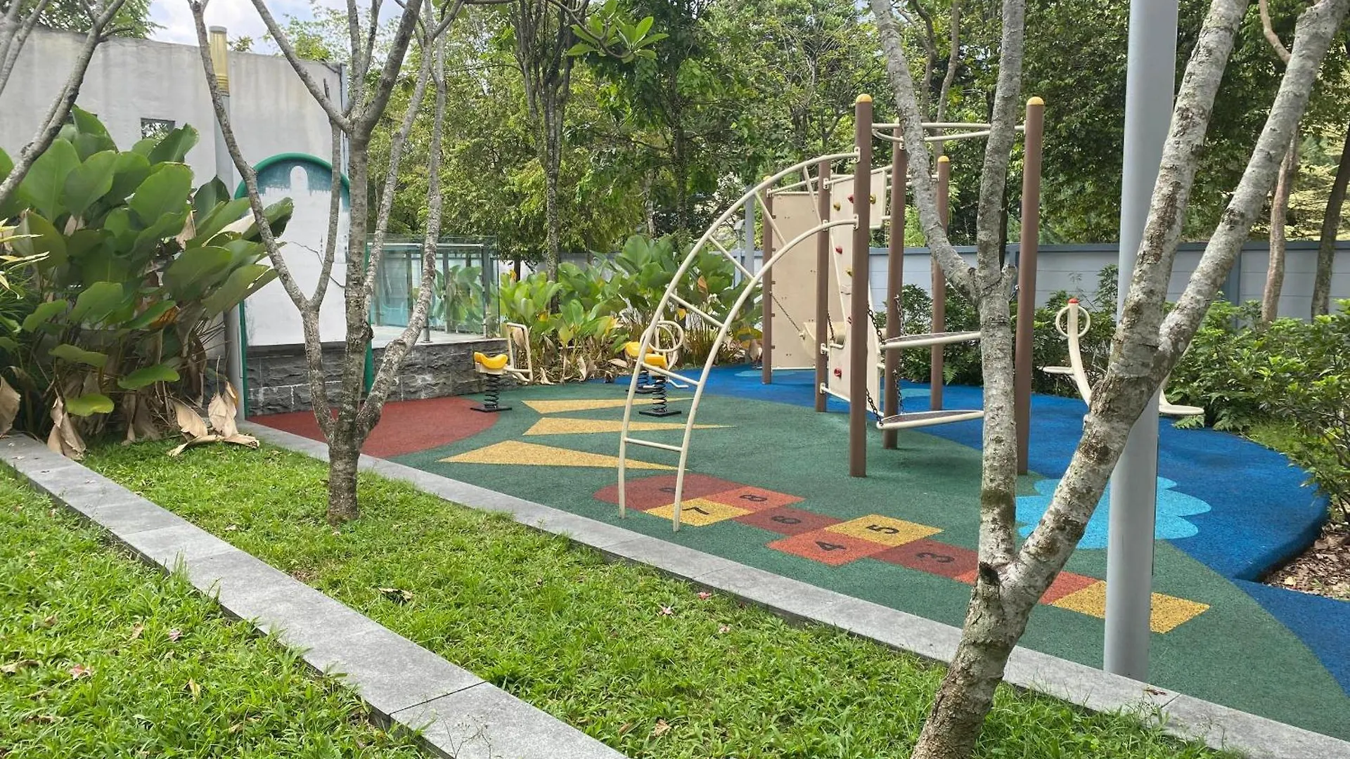 Nice Three Bedroom At Suasana 吉隆坡 0*,  马来西亚